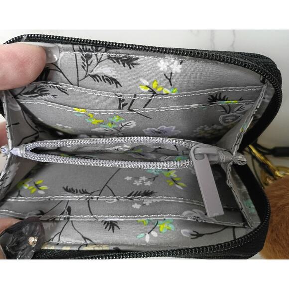 VERA BRADLEY RFID Black Zip Around Small Wallet with Bag Charms - NEW - Picture 3 of 5